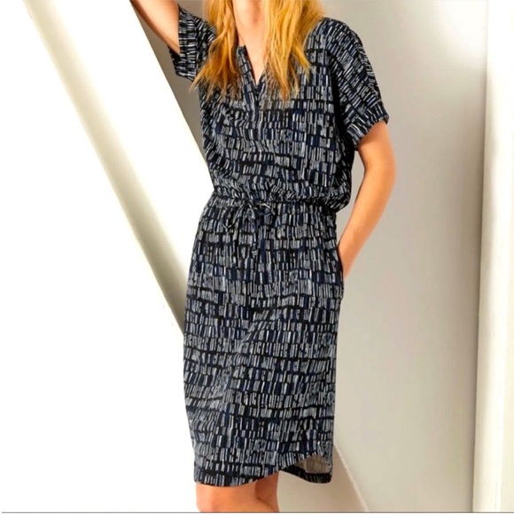 Banana Republic Factory Dresses & Skirts - BANANA REPUBLIC FACTORY DRESS EUC